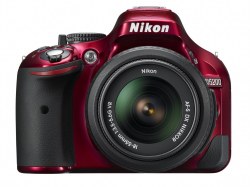 Nový Nikon D5200