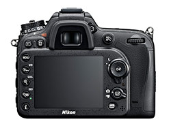 Nový Nikon D7100 - zadní stěna