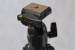 HAMA Traveller Compact Pro - detail upínání destičky