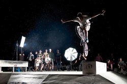 Petr Chmelík - Fotosession v Berounském skateparku aneb na kole trochu jinak…  (červenec)