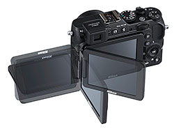 Nikon Coolpix P7800 - výklopný a otočný displej
